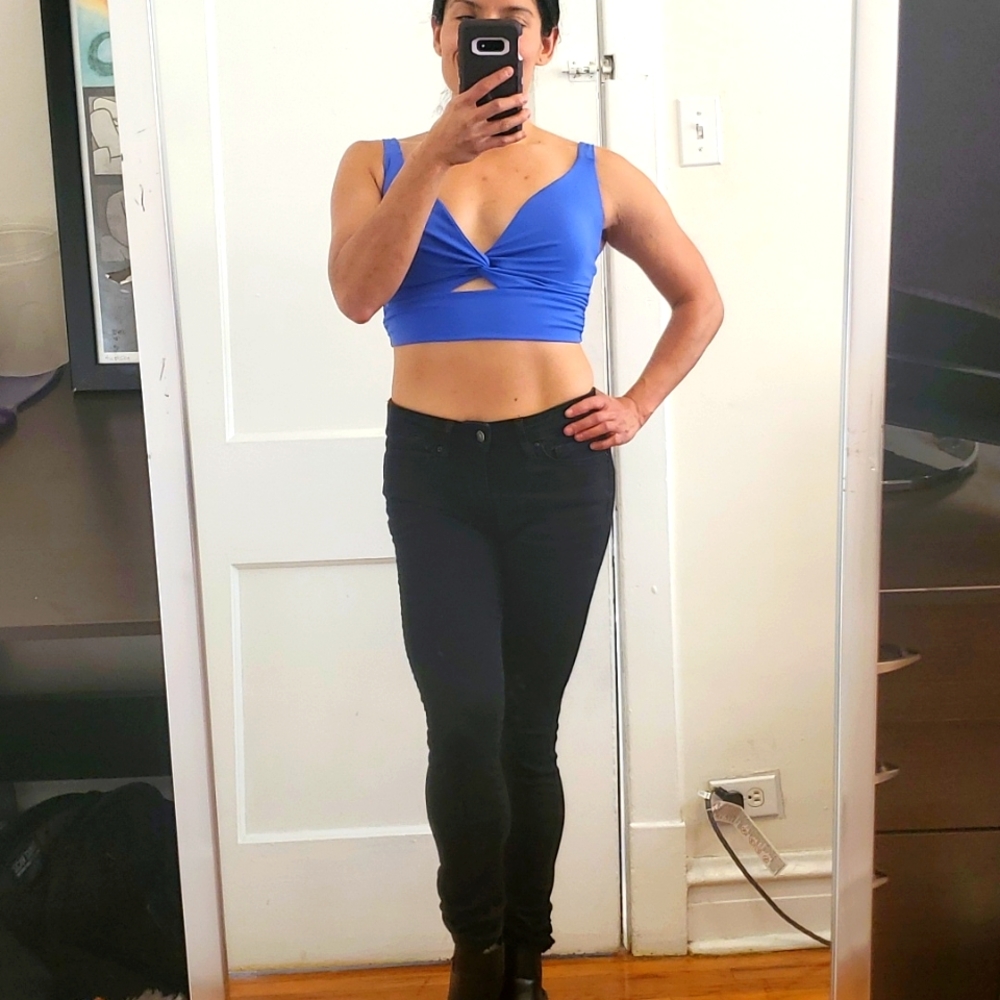 Front-Knot Crop Top